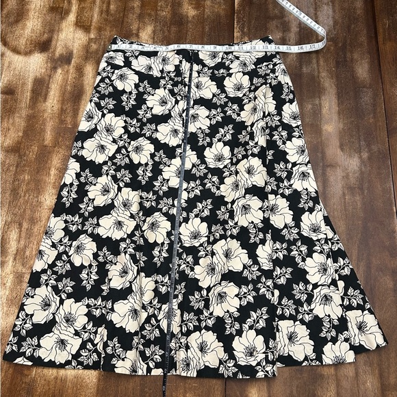 Gap Midi Floral Print Women’s Skirt. - Picture 5 of 5